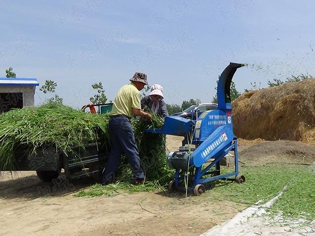 配置獨立磨刀器，當動(dòng)刀用鈍時(shí)可隨機進(jìn)行刃磨，減少拆刀、磨刀、安裝、調試等一系列高難度操作